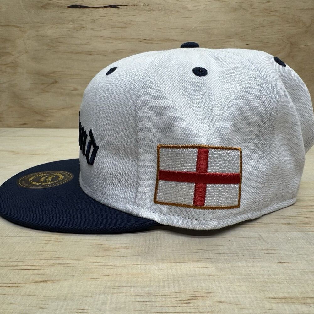 NEW England Rings Crwns Country Pride Three Lions Snapback Cap Hat White Blue - Picture 6 of 11